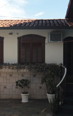 Casa à venda com 244m², 3 quartos e 3 vagasÁrea Externa