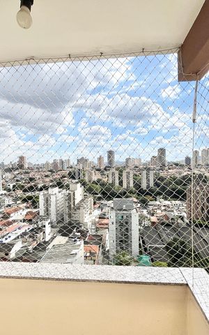Apartamento à venda com 74m², 2 quartos e 1 vagaQuarto 1 Varanda