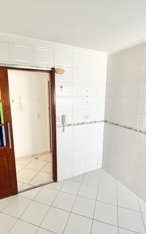 Apartamento à venda com 74m², 2 quartos e 1 vagaBanheiro