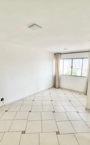 Apartamento à venda com 74m², 2 quartos e 1 vagaSala
