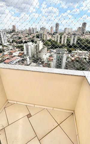 Apartamento à venda com 74m², 2 quartos e 1 vagaQuarto 1 Varanda
