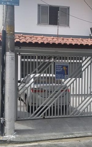 Casa à venda com 293m², 6 quartos e 4 vagas Casa à venda com 293m², 6 quartos e 4 vagasFachada