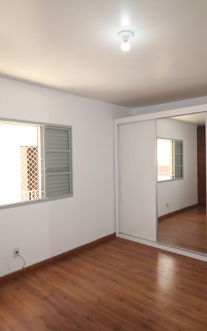 Casa à venda com 293m², 6 quartos e 4 vagasQuarto 1