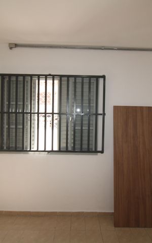 Casa à venda com 293m², 6 quartos e 4 vagasÁrea de Serviço - Quarto 1