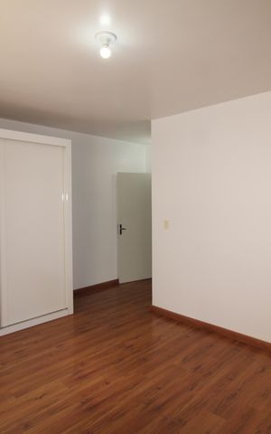 Casa à venda com 293m², 6 quartos e 4 vagasQuarto 1