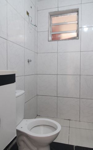 Casa para alugar com 40m², 1 quarto e sem vagaBanheiro