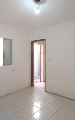 Casa para alugar com 40m², 1 quarto e sem vagaSala/Quarto