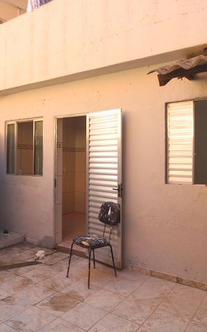Casa para alugar com 40m², 1 quarto e sem vagaFachada