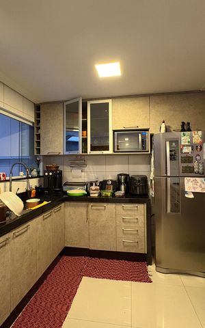 Casa à venda com 190m², 3 quartos e 4 vagas