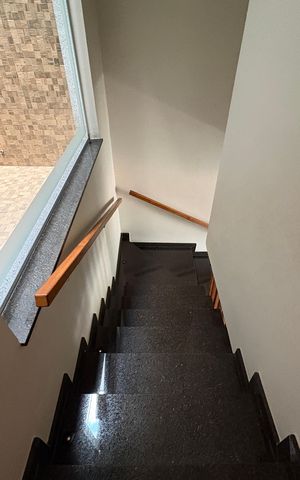 Casa à venda com 190m², 3 quartos e 4 vagas
