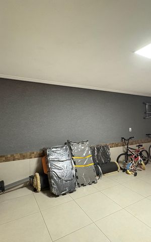 Casa à venda com 190m², 3 quartos e 4 vagas