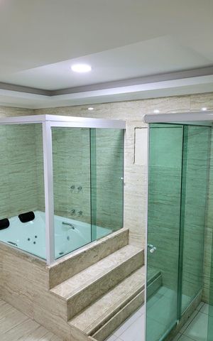 Casa à venda com 120m², 3 quartos e 2 vagas Casa à venda com 120m², 3 quartos e 2 vagasBanheiro