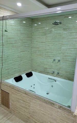 Casa à venda com 120m², 3 quartos e 2 vagas Casa à venda com 120m², 3 quartos e 2 vagasBanheiro