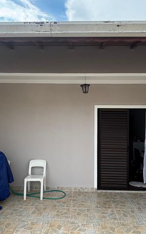 Casa à venda com 270m², 3 quartos e 2 vagas Casa à venda com 270m², 3 quartos e 2 vagasQuarto 1 Varanda