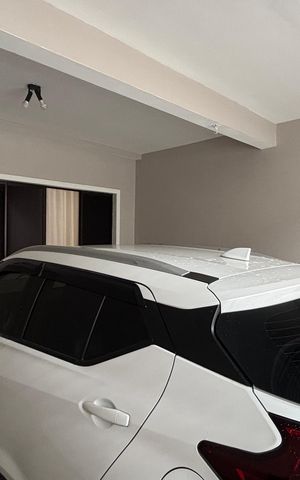 Casa à venda com 270m², 3 quartos e 2 vagas Casa à venda com 270m², 3 quartos e 2 vagasGaragem