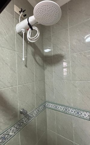 Casa à venda com 270m², 3 quartos e 2 vagas Casa à venda com 270m², 3 quartos e 2 vagasBanheiro