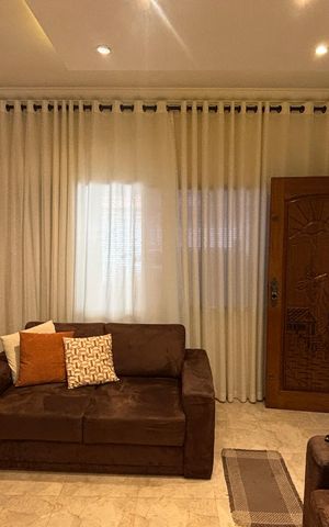 Casa à venda com 270m², 3 quartos e 2 vagas Casa à venda com 270m², 3 quartos e 2 vagasSala