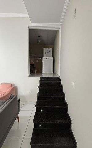Casa à venda com 270m², 3 quartos e 2 vagas Casa à venda com 270m², 3 quartos e 2 vagasPorão