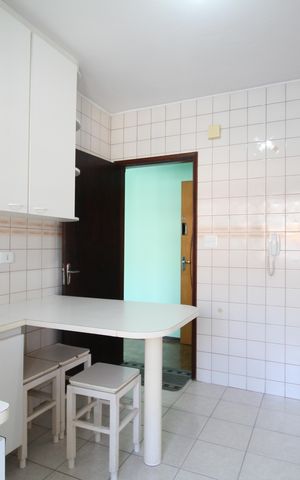 Apartamento à venda com 62m², 2 quartos e 1 vagaCozinha - Armários
