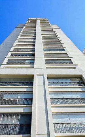 Apartamento para alugar com 206m², 3 quartos e 3 vagasFachada