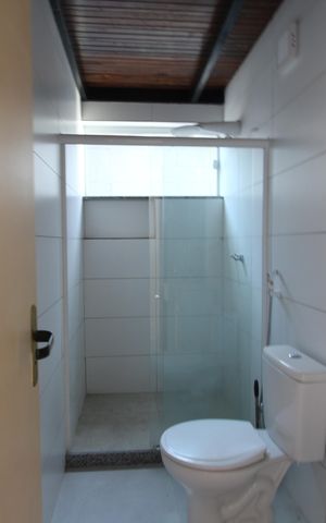 Casa para alugar com 340m², 4 quartos e 3 vagasBanheiro Social (casa 2)