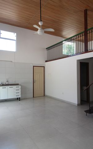 Casa para alugar com 340m², 4 quartos e 3 vagasSala - Cozinha (casa 2)