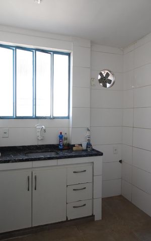 Casa para alugar com 340m², 4 quartos e 3 vagasCozinha (casa 1)