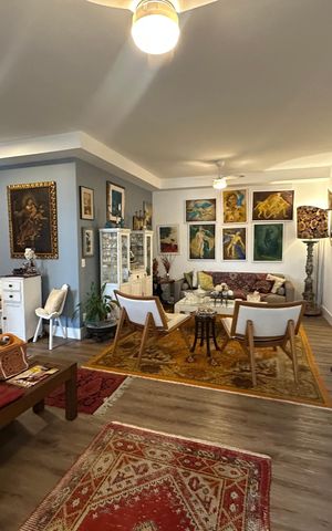 Apartamento para alugar com 112m², 2 quartos e 2 vagas Apartamento para alugar com 112m², 2 quartos e 2 vagasSala