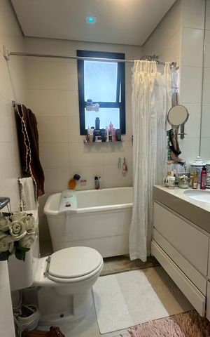 Apartamento para alugar com 112m², 2 quartos e 2 vagas Apartamento para alugar com 112m², 2 quartos e 2 vagasBanheiro da Suíte 1