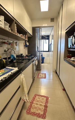 Apartamento para alugar com 112m², 2 quartos e 2 vagas Apartamento para alugar com 112m², 2 quartos e 2 vagasCozinha