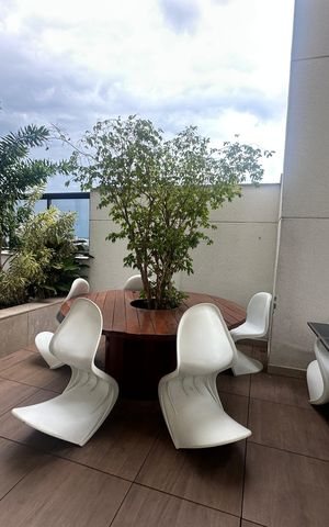 Apartamento para alugar com 112m², 2 quartos e 2 vagas Apartamento para alugar com 112m², 2 quartos e 2 vagasÁrea comum - Churrasqueira