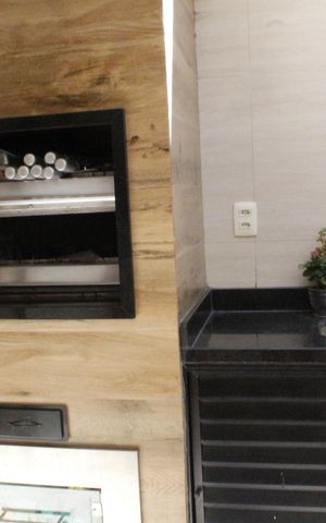 Casa de condomínio para alugar com 117m², 4 quartos e 2 vagasChurrasqueira