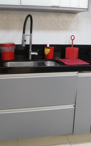 Casa de condomínio para alugar com 117m², 4 quartos e 2 vagasCozinha