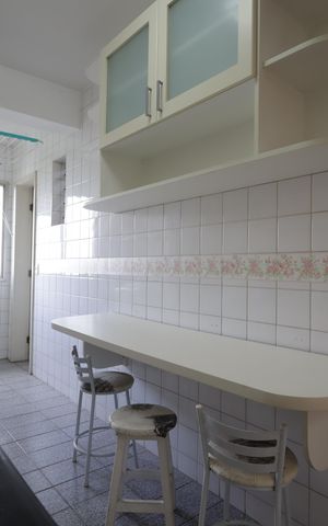Apartamento à venda com 70m², 3 quartos e 2 vagasCozinha