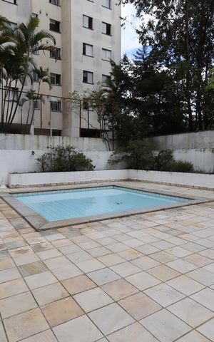 Apartamento à venda com 70m², 3 quartos e 2 vagasÁrea comum - Piscina