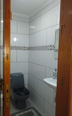 Apartamento à venda com 65m², 3 quartos e 1 vaga Apartamento à venda com 65m², 3 quartos e 1 vagaBanheiro