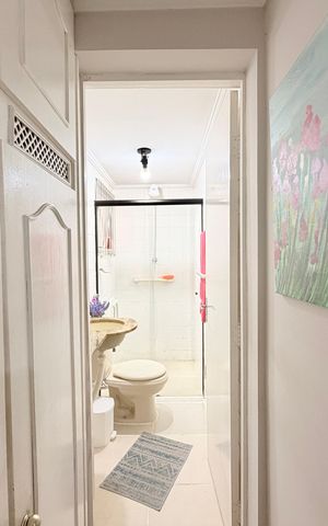 Apartamento à venda com 57m², 2 quartos e 1 vagaBanheiro Social