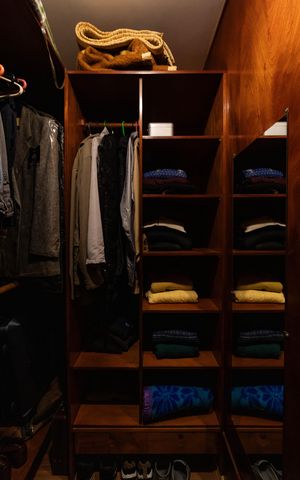 Apartamento à venda com 155m², 3 quartos e 3 vagas Apartamento à venda com 155m², 3 quartos e 3 vagasCloset da suíte 2