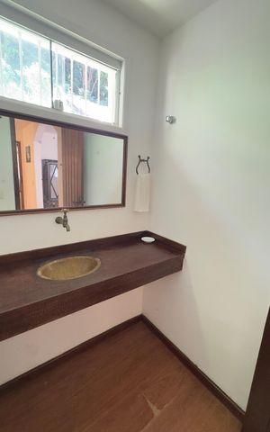 Casa para alugar com 5000m², 6 quartos e 10 vagasBanheiro 9
