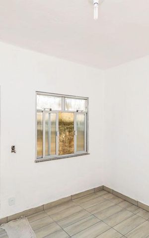 Casa para alugar com 42m², 1 quarto e 1 vaga Casa para alugar com 42m², 1 quarto e 1 vagaSala