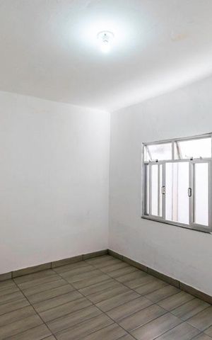Casa para alugar com 42m², 1 quarto e 1 vaga Casa para alugar com 42m², 1 quarto e 1 vagaQuarto