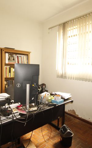 Casa à venda com 280m², 6 quartos e 2 vagasquarto 2