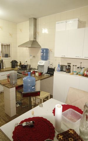 Casa à venda com 280m², 6 quartos e 2 vagascozinha 2