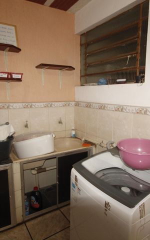 Casa à venda com 280m², 6 quartos e 2 vagasÁrea de Serviço
