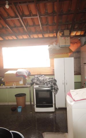 Casa à venda com 280m², 6 quartos e 2 vagasÁrea de Serviço 2