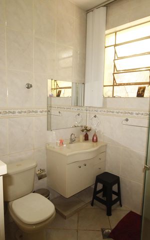 Casa à venda com 280m², 6 quartos e 2 vagasbanheiro 2