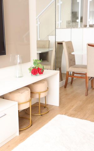 Casa à venda com 120m², 3 quartos e 2 vagasSala