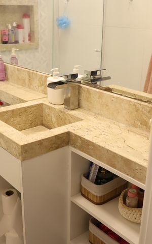 Casa à venda com 120m², 3 quartos e 2 vagasBanheiro