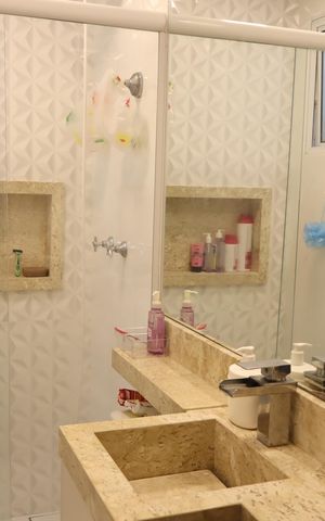Casa à venda com 120m², 3 quartos e 2 vagasBanheiro