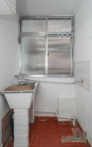 Apartamento à venda com 64m², 3 quartos e 1 vagaÁrea de Serviço